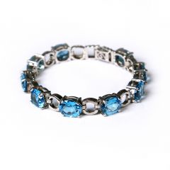 Orix – Blue Topaz Bracelet