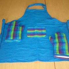 Kitchen Apron & Glovses