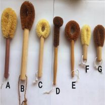N N Marketing - Coir Brushes With Wooden Handle