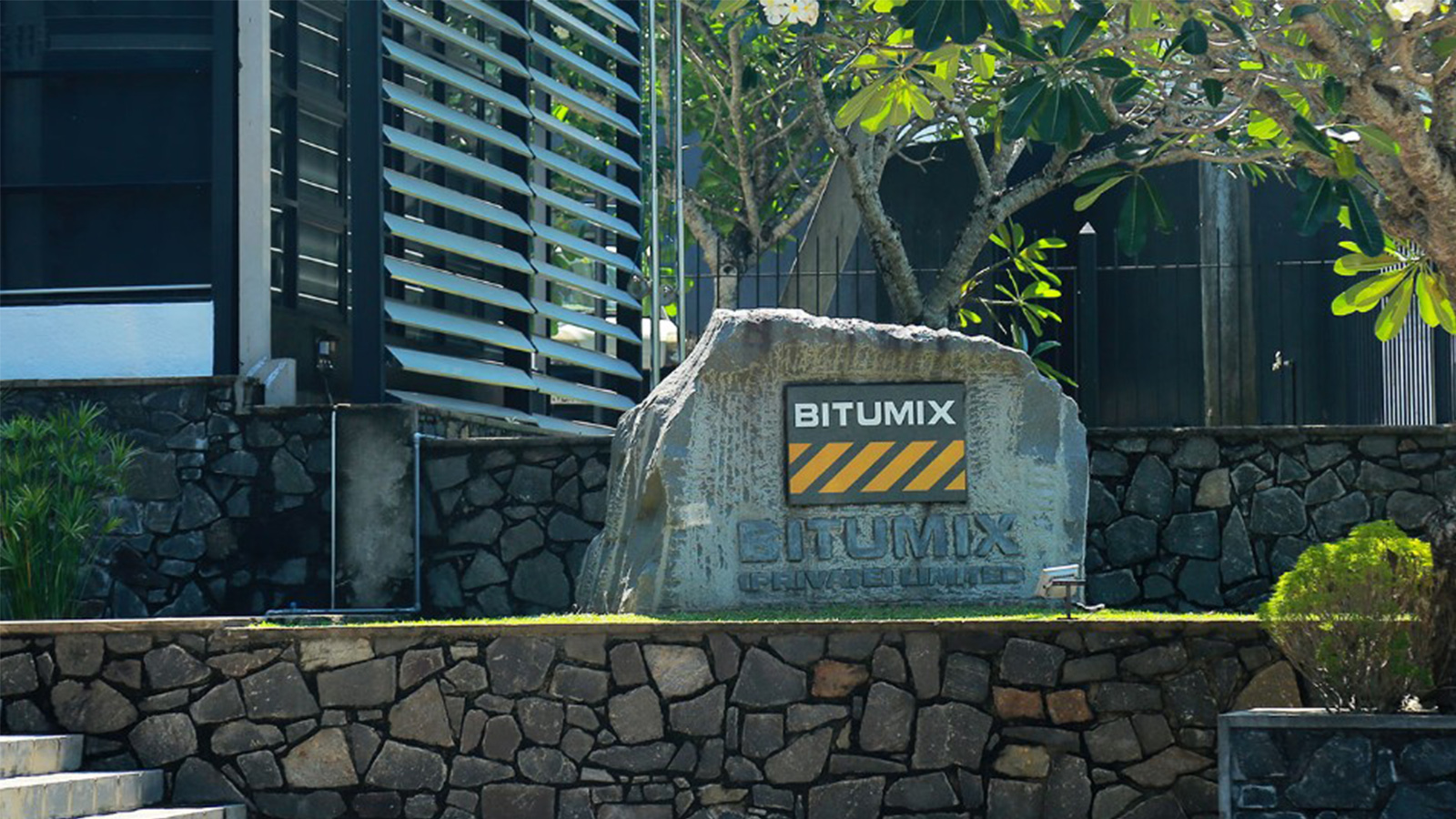 BITUMIX (PRIVATE) LIMITED