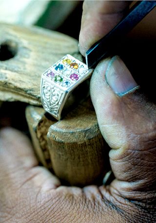 Ceylon gems and jewellery sale
