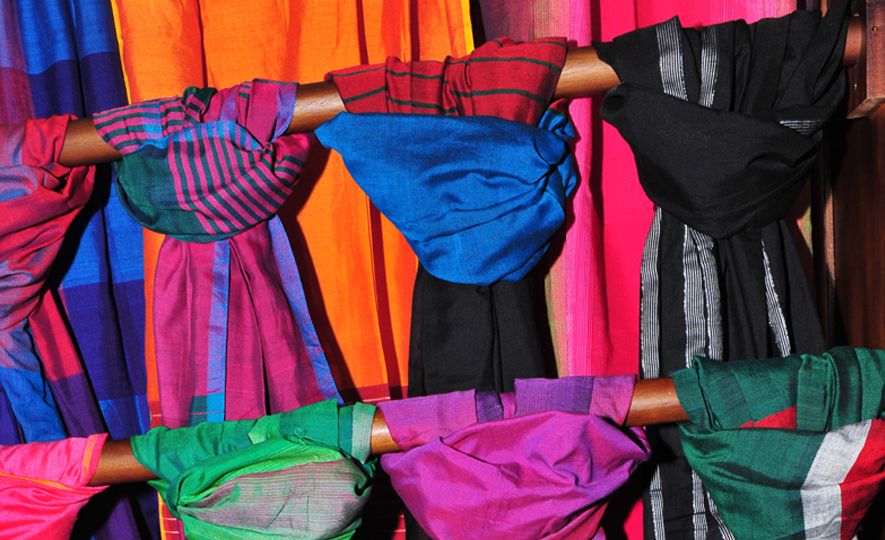 Sri Lankan Hand looms- a colourful tradition from the past