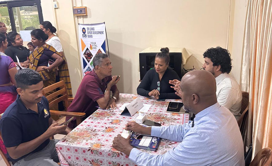 Export Oriented Business Clinics Empower Regional Entrepreneurs in the North Western Province